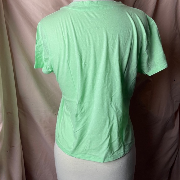 Universal Thread Light Green V-Neck Short Sleeve Tee - Picture 5 of 5